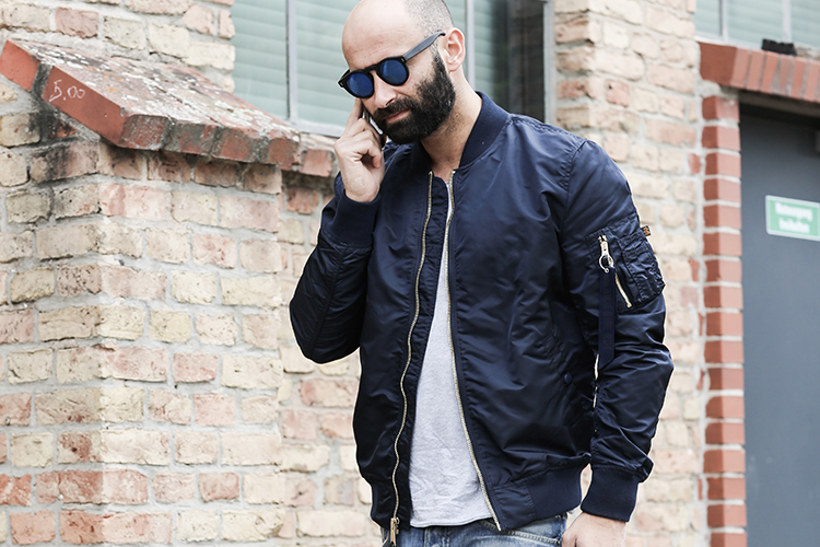 Alpha-Industries_veste-bomber-bleue