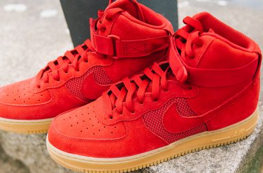 Basket Air Force 1 High 07 LV8 en rouge