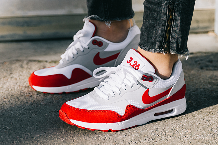 air max one homme rouge