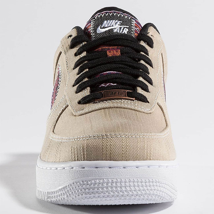 NIKE-AIR-FORCE-1-07’-LV8_avant