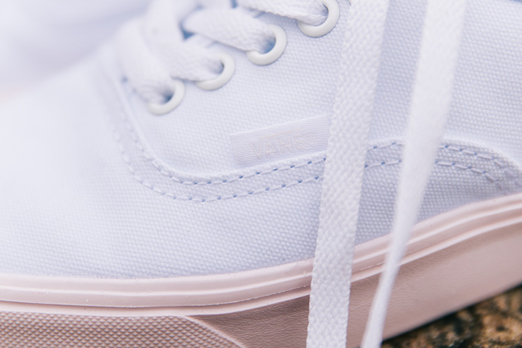 Zoom-details-vans-semelle-rose