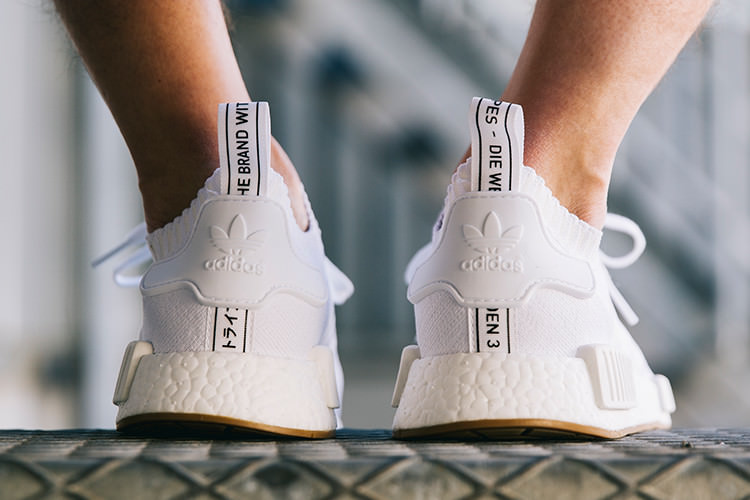 adidas-NMD-R1-en-blanc