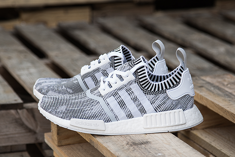 adidas-NMD-R1-en-gris