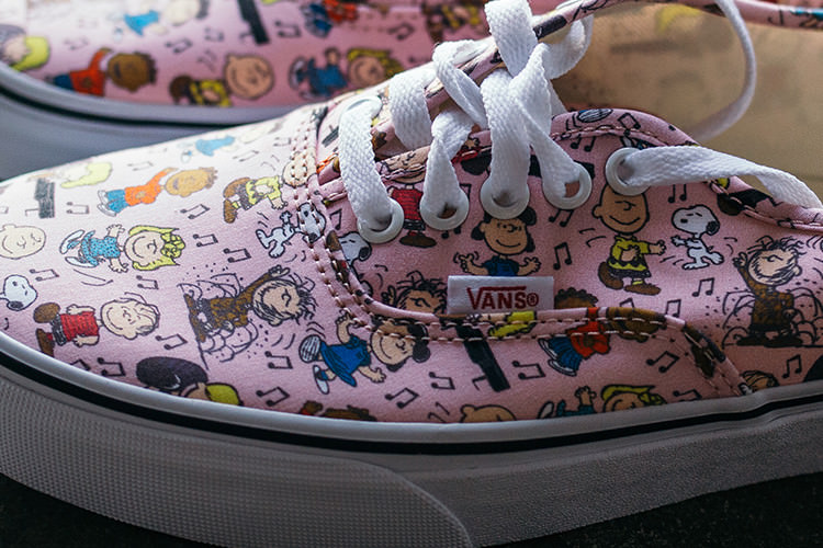 Vans-Peanuts-Authentic-couleur-rose